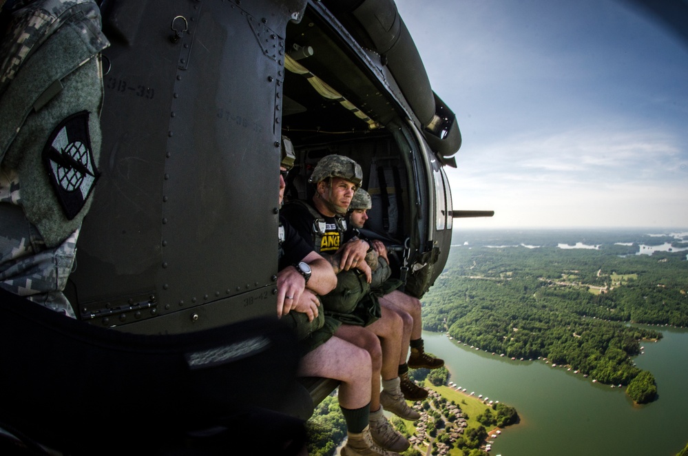 US Army Rangers parachute into Lake Lanier