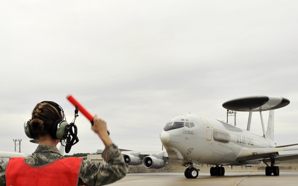 E-3 launches for RED FLAG in Alaska