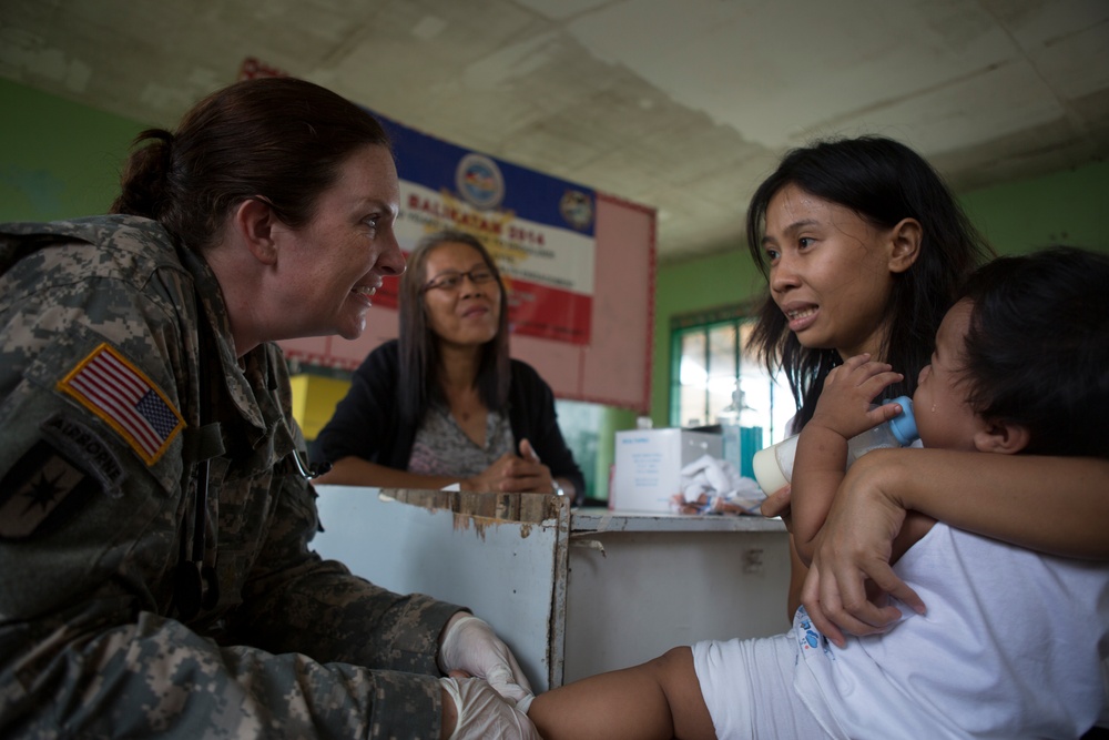 Multinational Cooperative Health Engagement At Tacloban