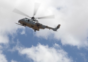 US Army, along with French and Swedish conduct Alternate Insertion Extraction during Exercise ANGEL THUNDER
