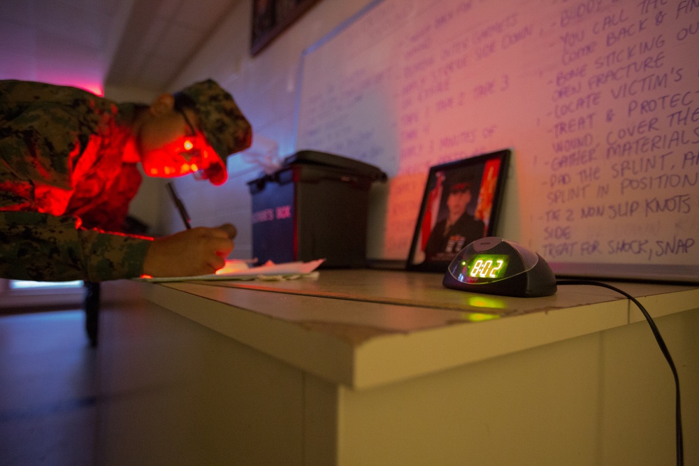 Marine recruits end training days with hour of downtime on Parris Island