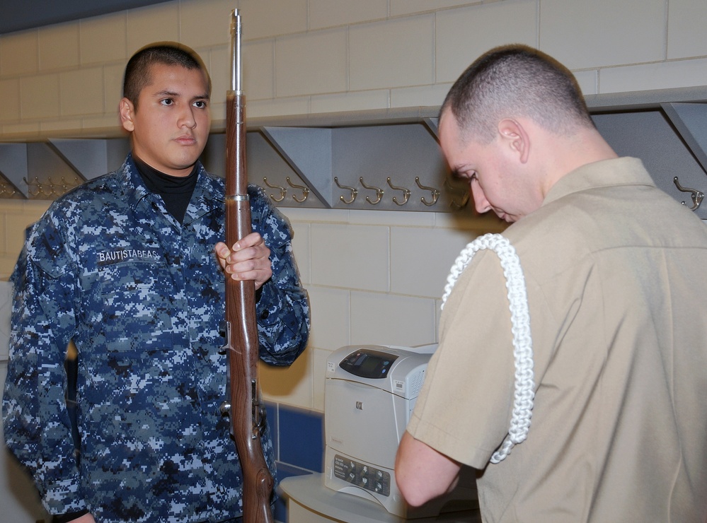 Navy Ceremonial Guard visits recruits