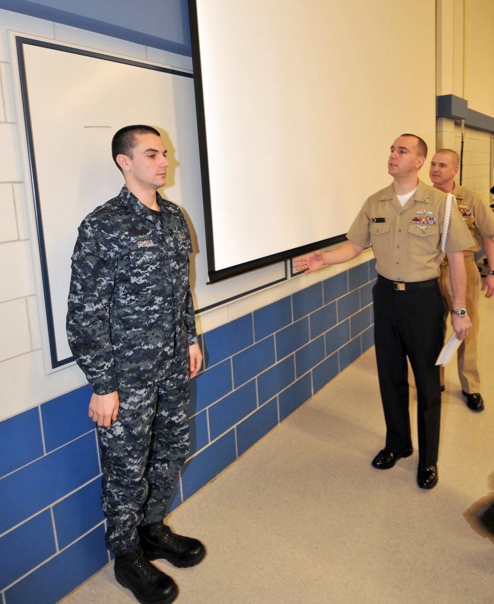 Navy Ceremonial Guard visit recruits