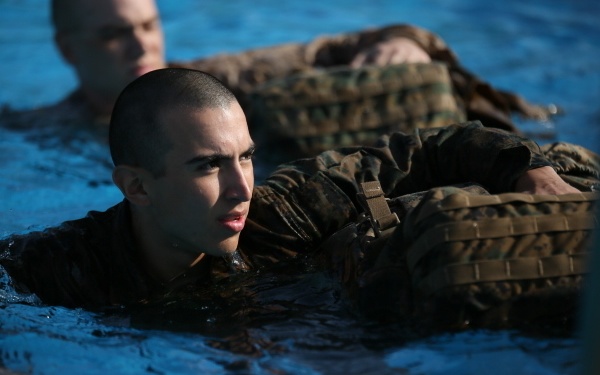 Photo Gallery: Parris Island recruits dive into Marine Corps’ amphibious nature