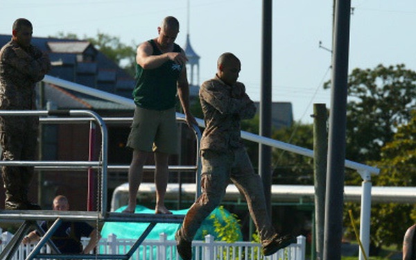 Photo Gallery: Parris Island recruits dive into Marine Corps’ amphibious nature