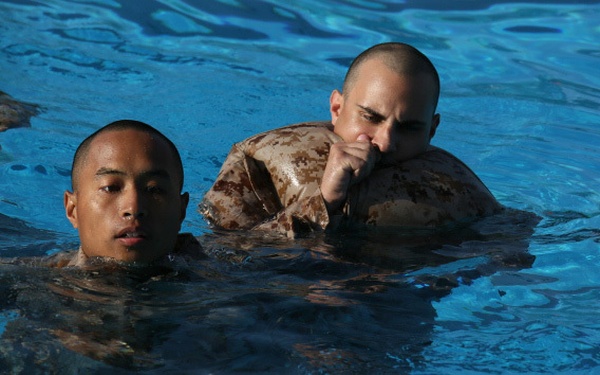 Photo Gallery: Parris Island recruits dive into Marine Corps’ amphibious nature