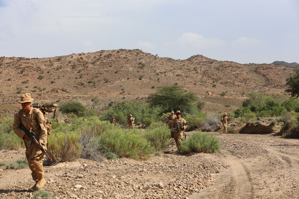 BLT 1/6 conducts patrol operations