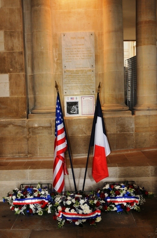 Army Secretary McHugh thanks French townspeople for their role in return of Unknown Soldier