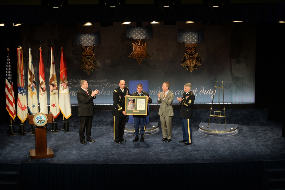 Medal of Honor Recipient Former US Army Sgt. Kyle White Hall of Heroes Induction Ceremony