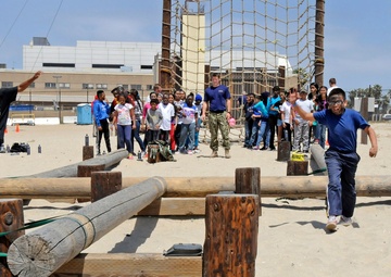 San Diego Students Train With Navy SEALs