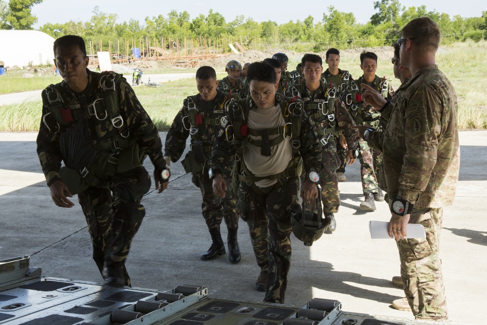 Philippine Special Forces High Altitude Low Opening Jumps