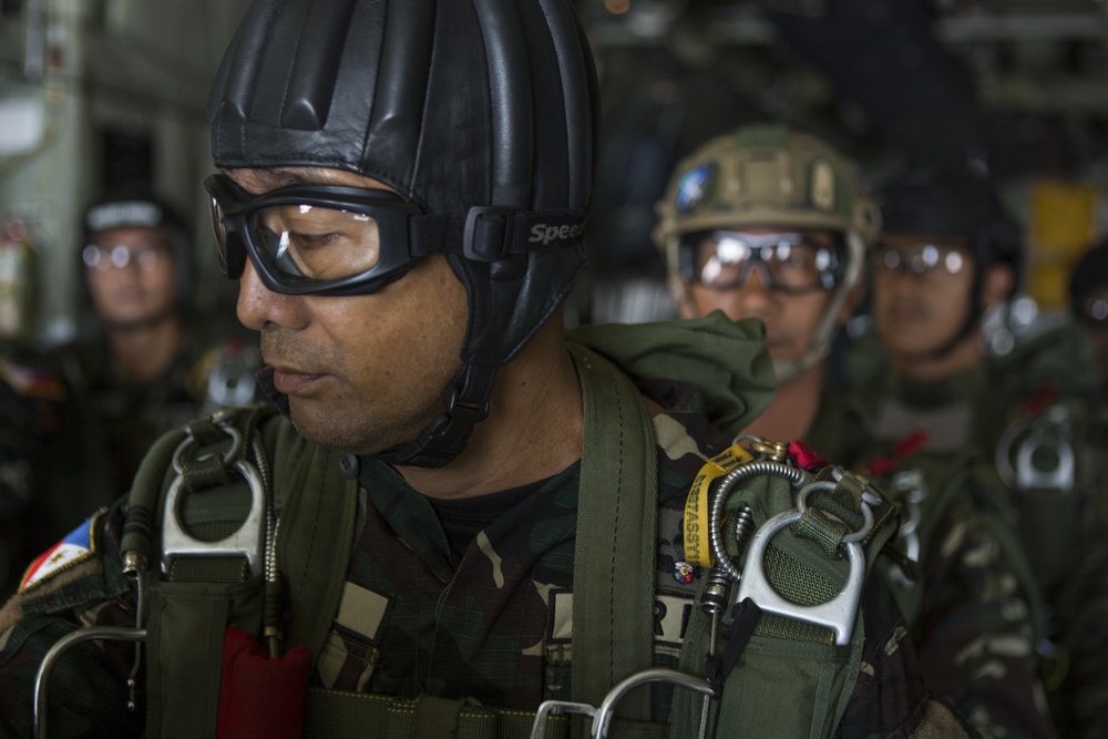 Philippine Special Forces High Altitude Low Opening Jumps