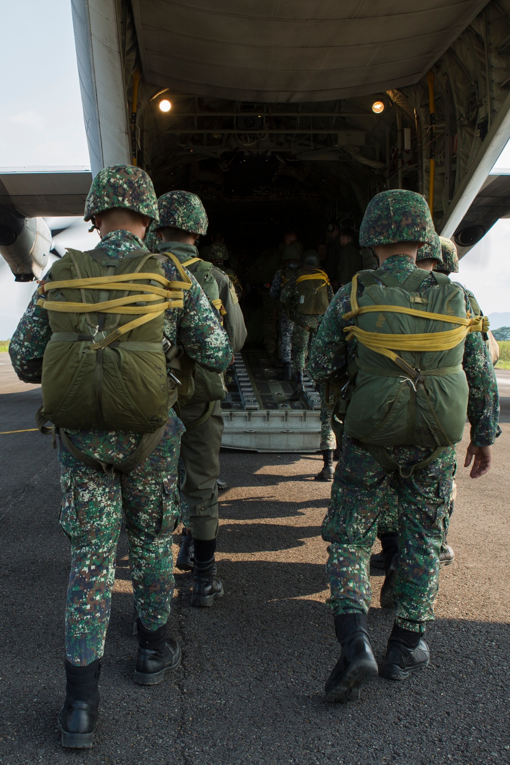 Philippine And U.S. Static Line And High Altitude Low Opening Jumps