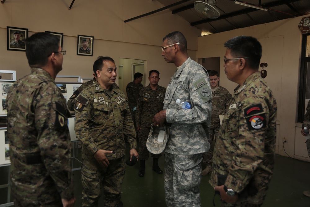 Gen. Vincent K. Brooks Visits Fort Magsaysay