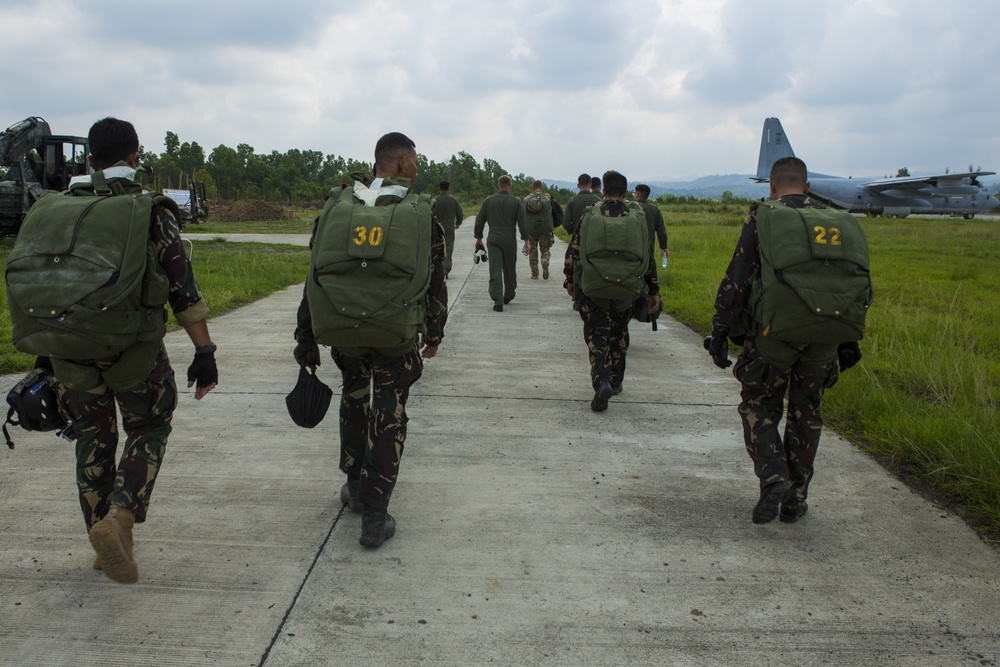 CALFEX Begins with Philippine HALO Jumps