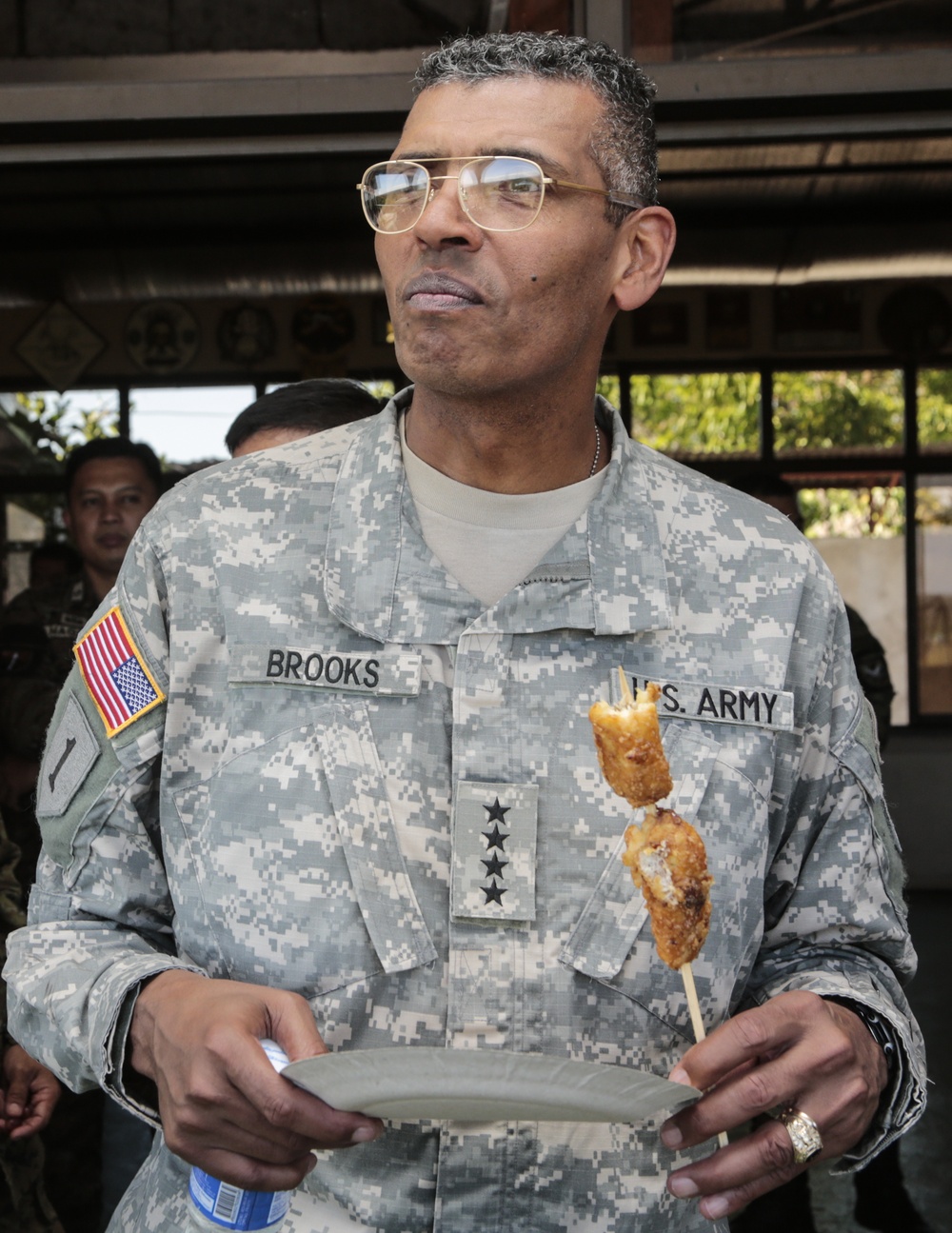 Gen. Vincent K. Brooks visits Fort Magsaysay