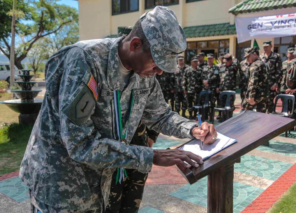 Gen. Vincent K. Brooks visits Fort Magsaysay