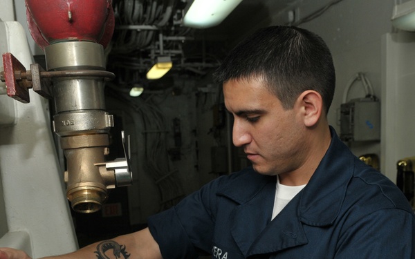 USS Abraham Lincoln operations