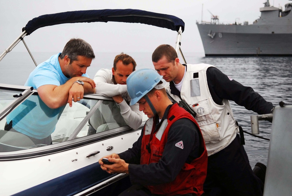 Sailors respond to boat distress call