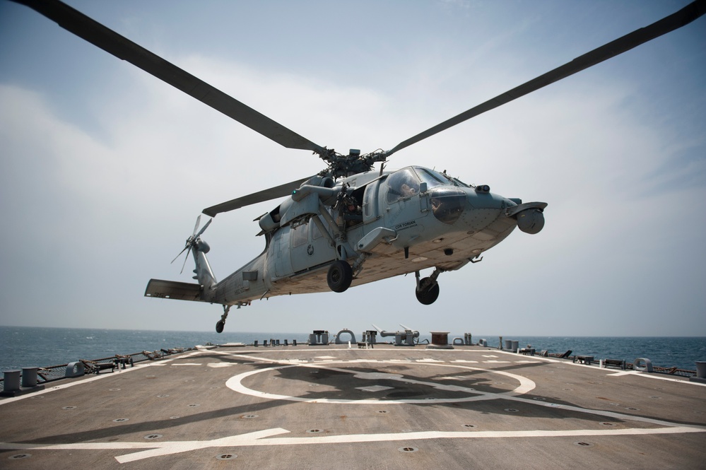 Seahawk lands aboard USS Arleigh Burke