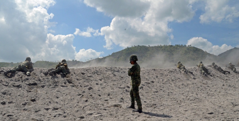 Philippine, US Marines successfully complete culminating events shoulder-to-shoulder