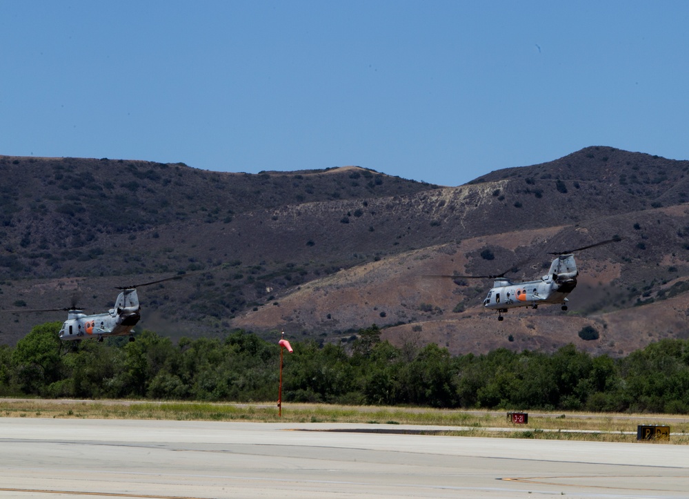 Marines help state emergency personnel fight Cocos fire in southern California