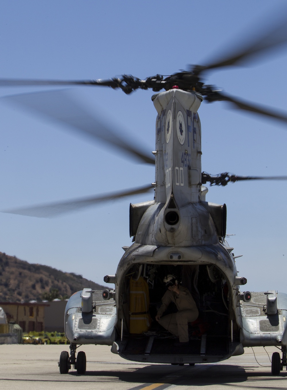 Marines help state emergency personnel fight Cocos fire in southern California