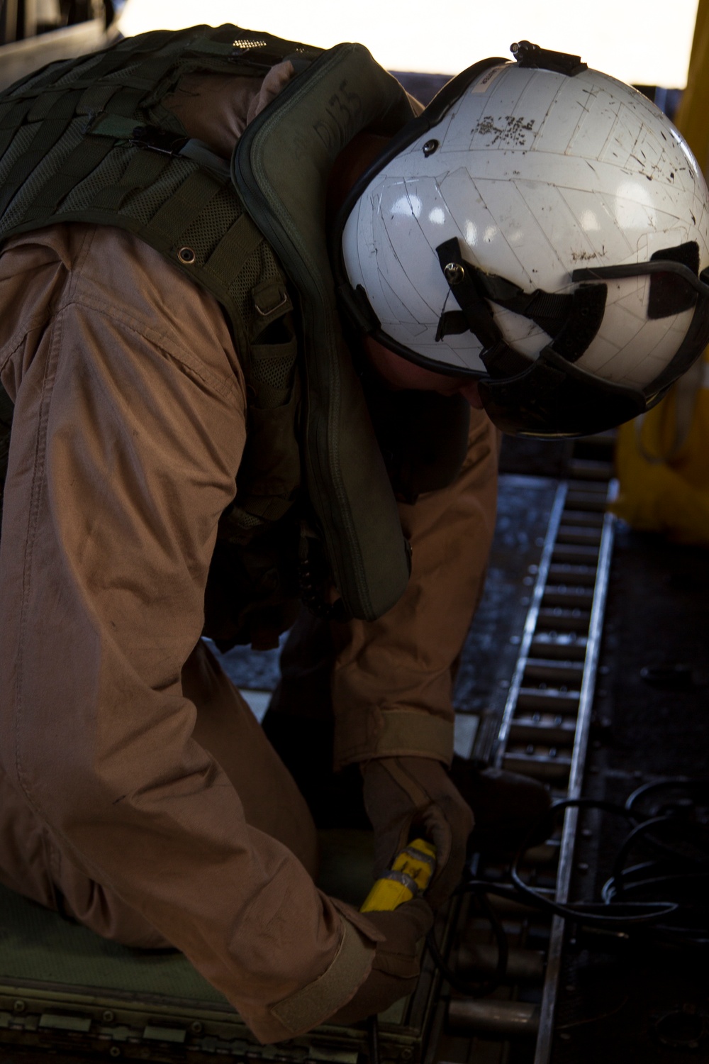 Marines help state emergency personnel fight Cocos fire in southern California