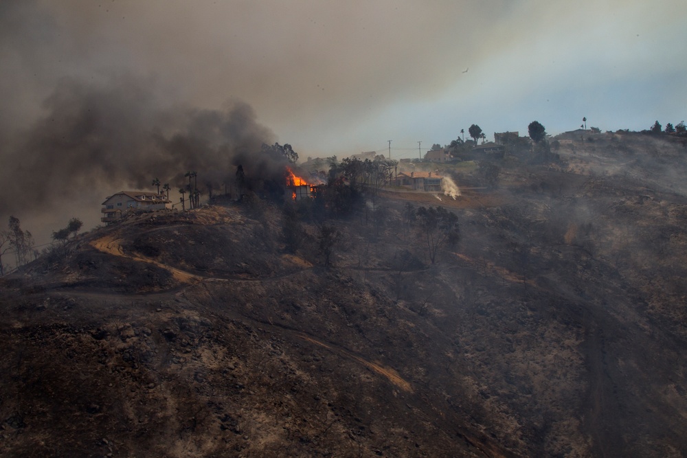Marines help state emergency personnel fight Cocos fire in southern California