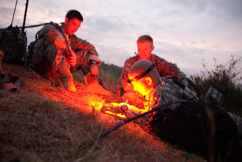 Combined Philippine and US Army battalion attack training exercise