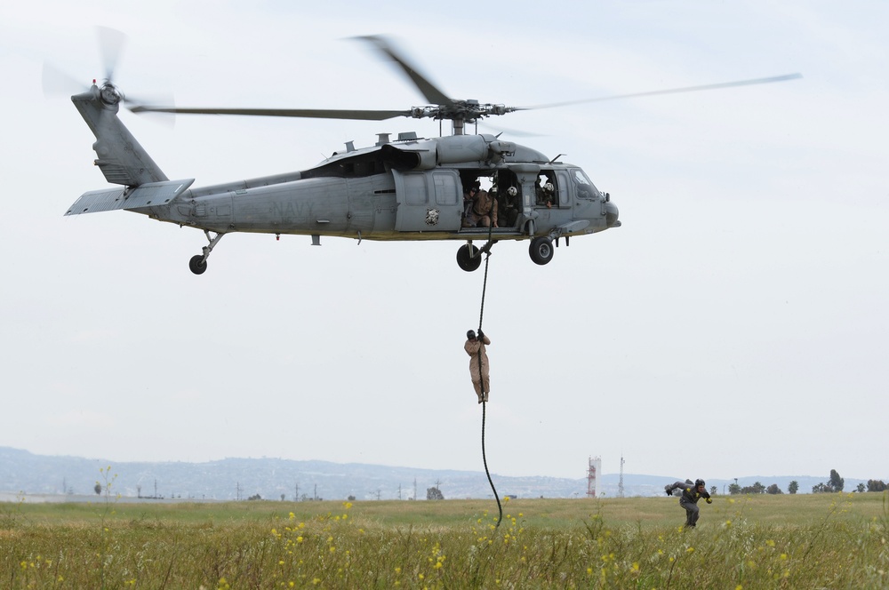 EOD Group 1 fast rope training