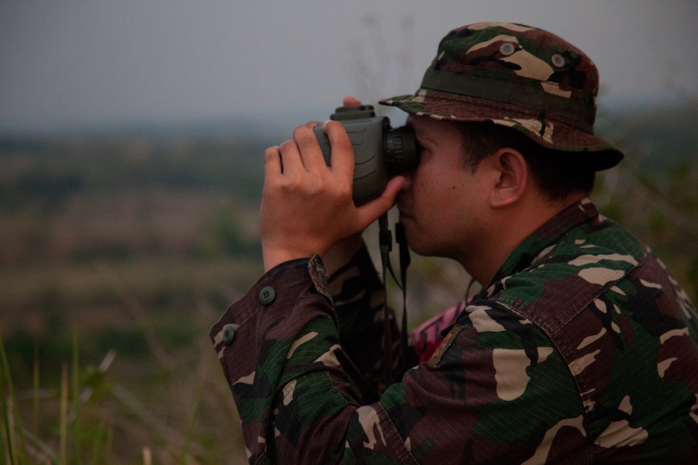 Combined Philippine US Army battalion attack training exercise