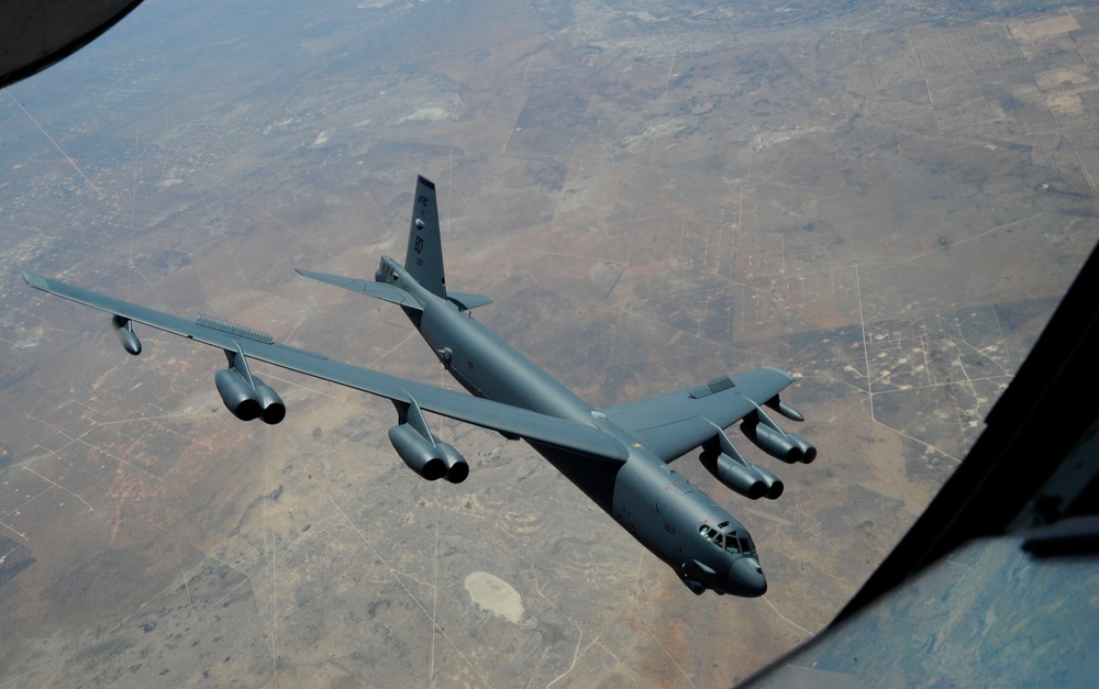 B-52H aerial refueling