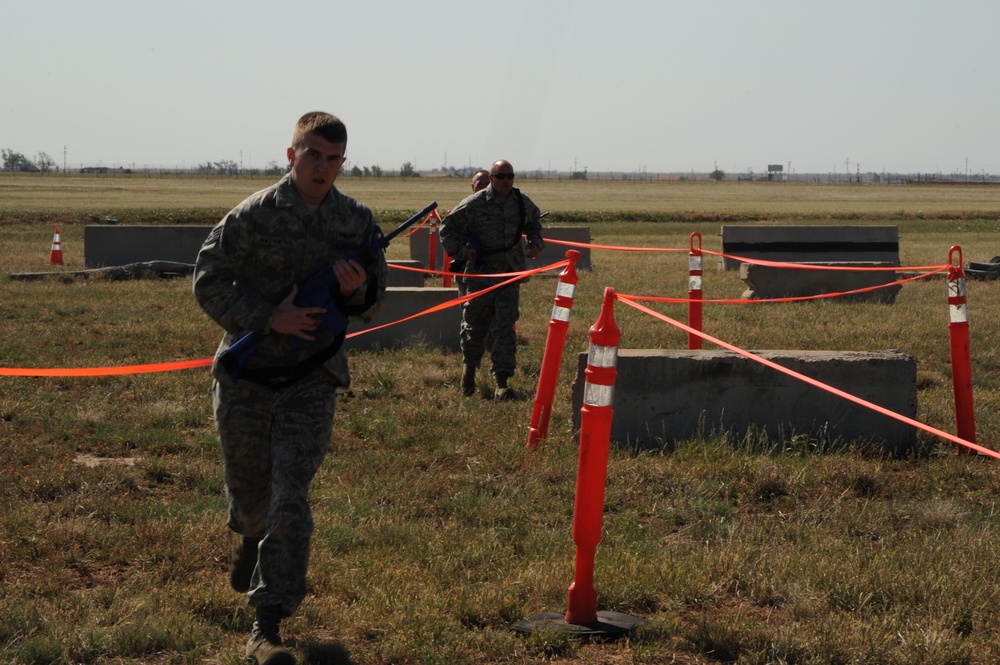 Altus Airmen participate in Police Week Challenge