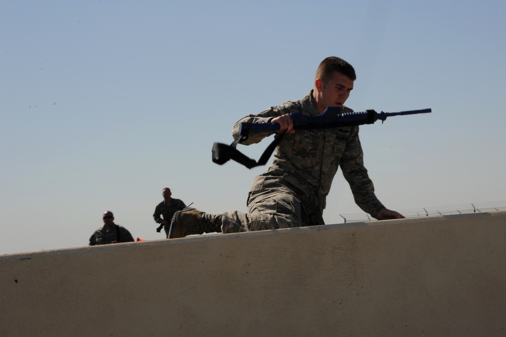 Altus Airmen participate in Police Week Challenge