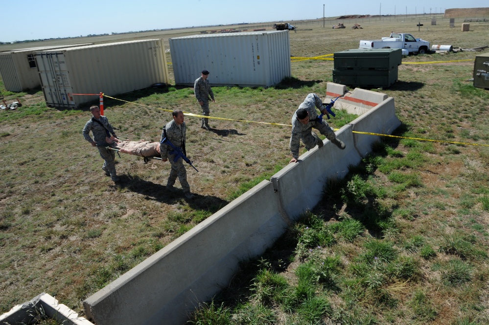 Altus Airmen participate in Police Week Challenge