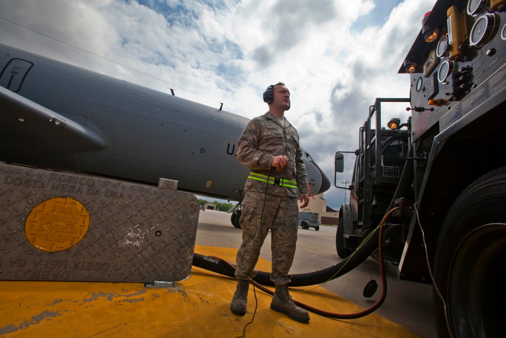 108th POL refuels KC-135R