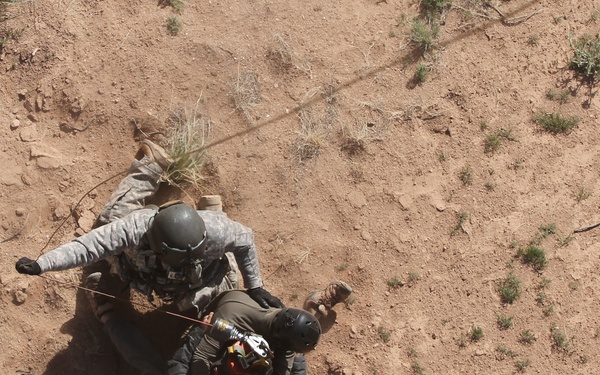 Arizona air ambulance hoists Special Forces from Meteor Crater