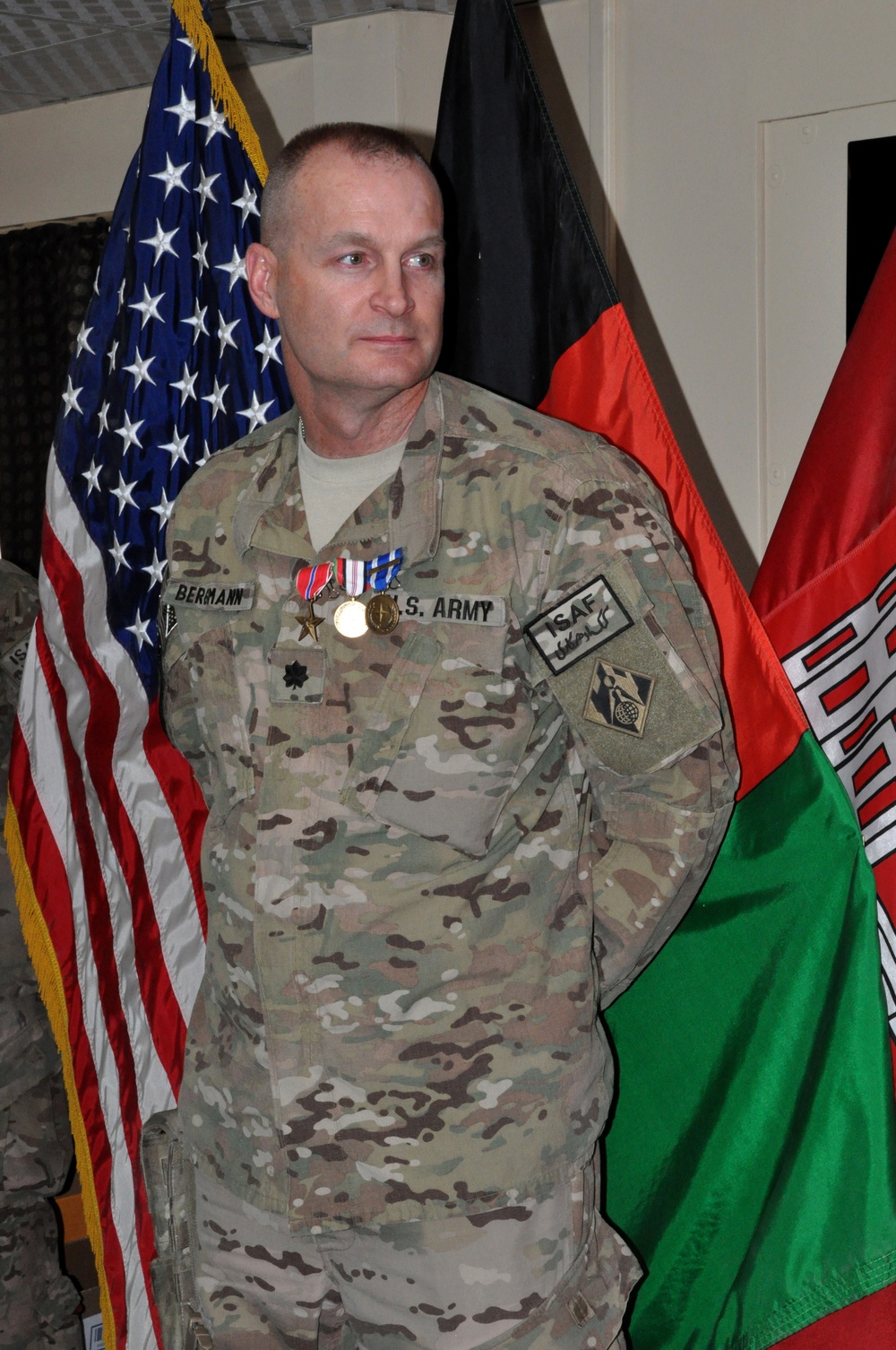 Lt. Col. Bergmann receives Bronze Star medal