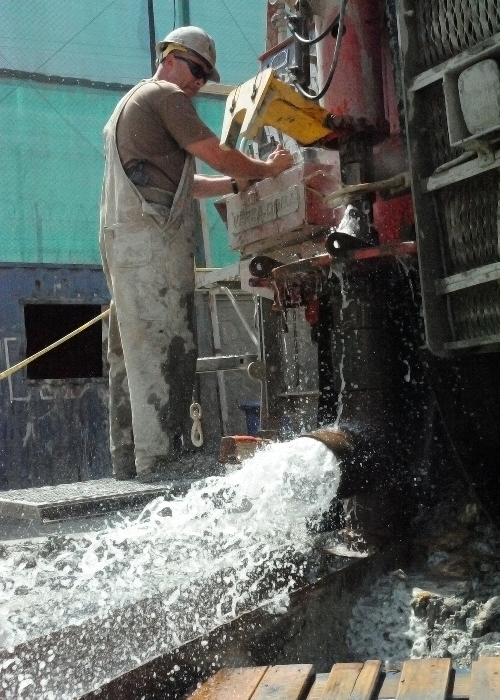 DVIDS - Images - NMCB 25 water well ops at new Kabul compound [Image 11 ...