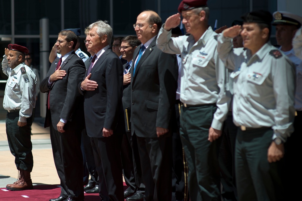 Honors arrival ceremony