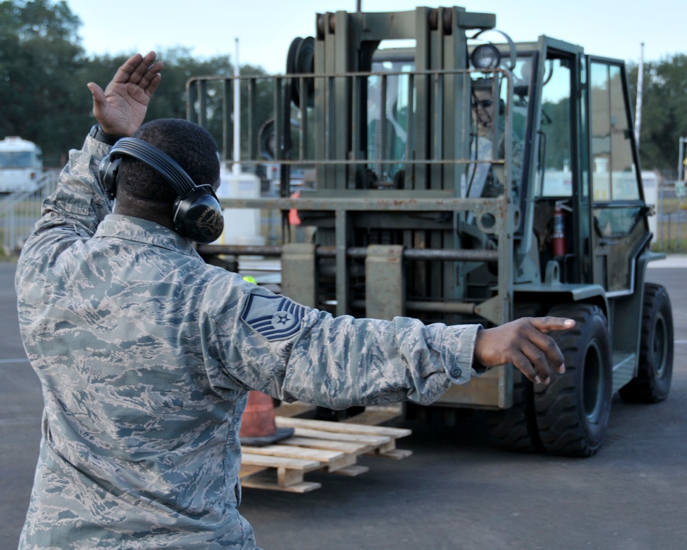 2013 Valiant Eagle Forklift Challange