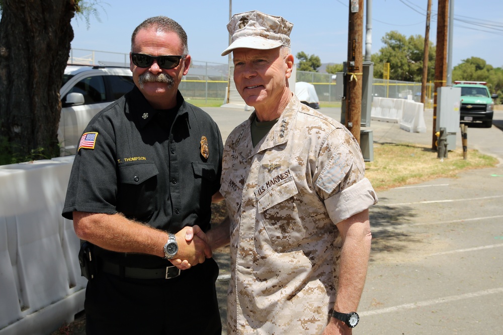 Commandant visits Camp Pendleton Marines and Firefighters