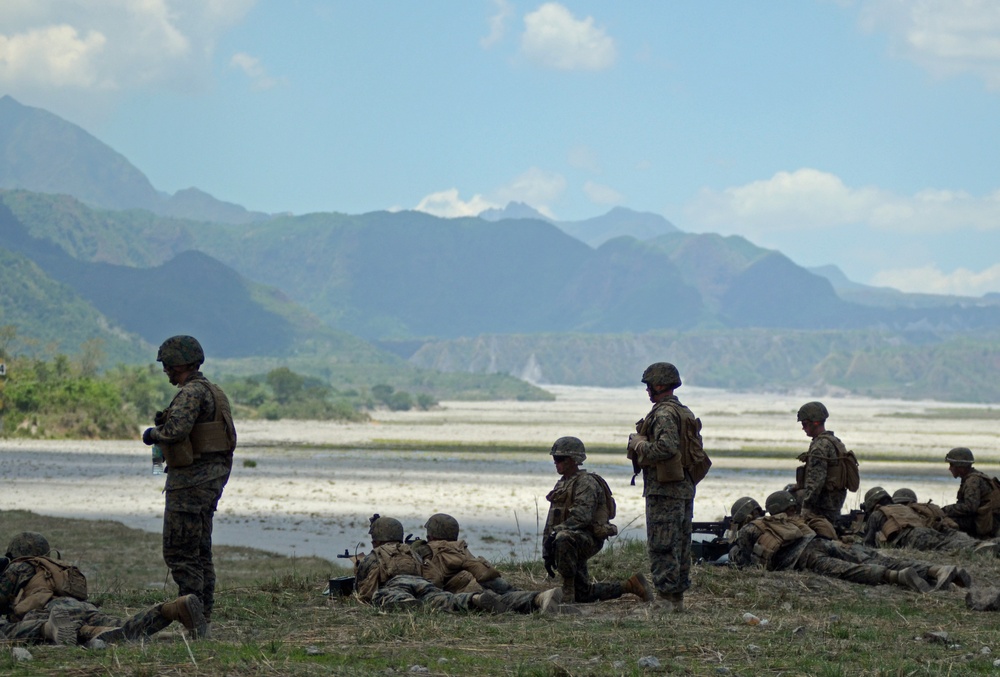 Deployed Marines conduct training in the field