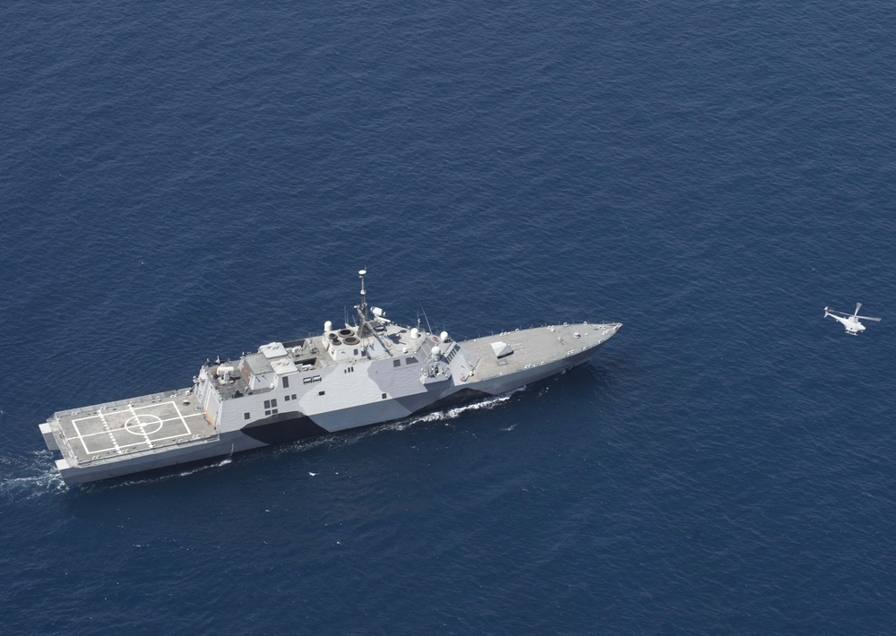 USS Freedom VBSS training