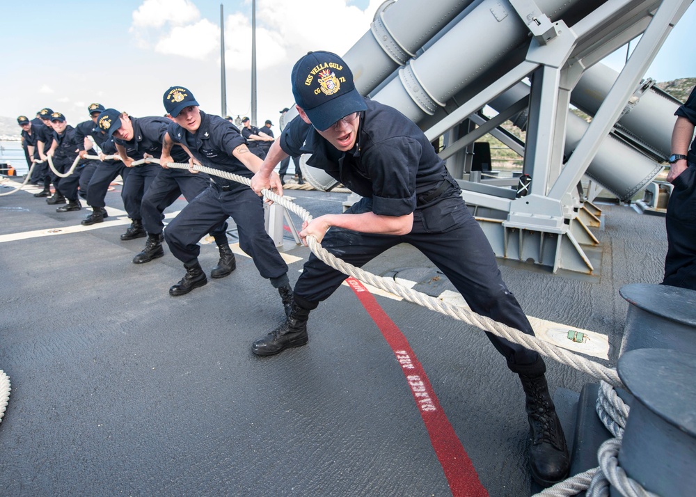 USS Vella Gulf in Souda Bay
