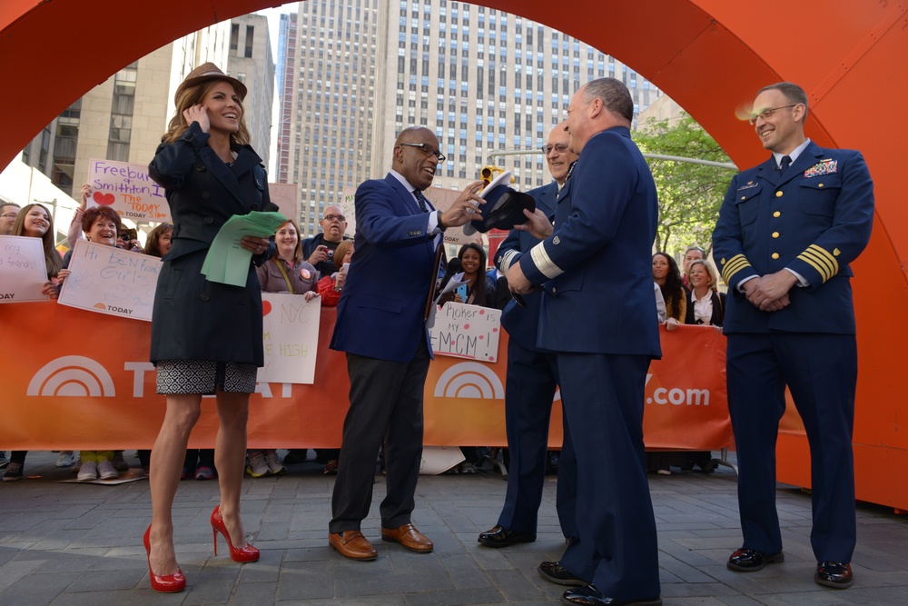 Coast Guard Auxiliary names Al Roker Honorary Commodore