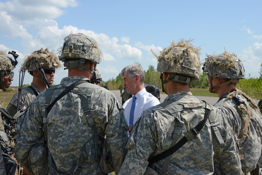 Secretary of the Army commends Sky Soldiers in Lithuania