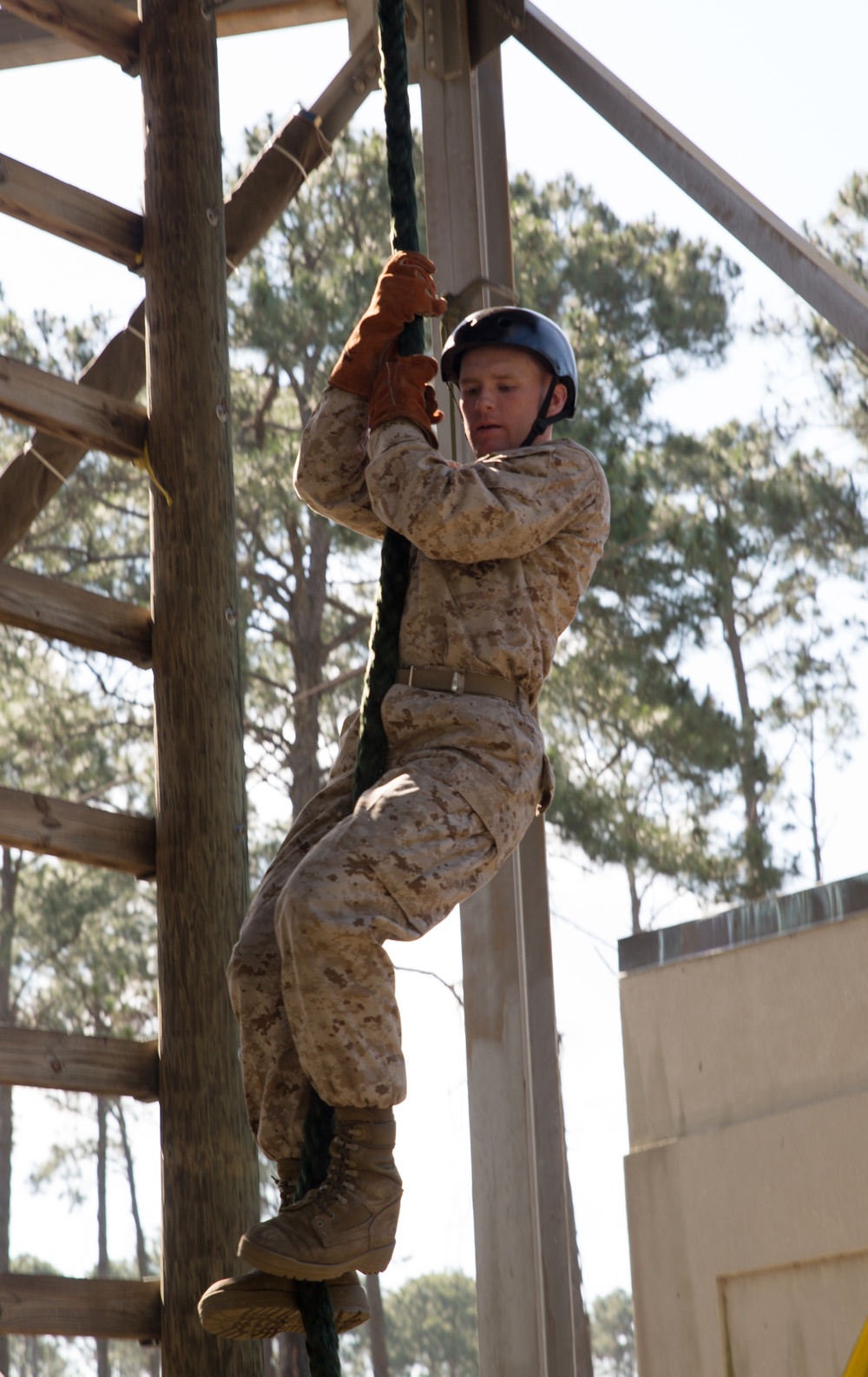 Photo Gallery: Marine recruits learn to rappel on Parris Island