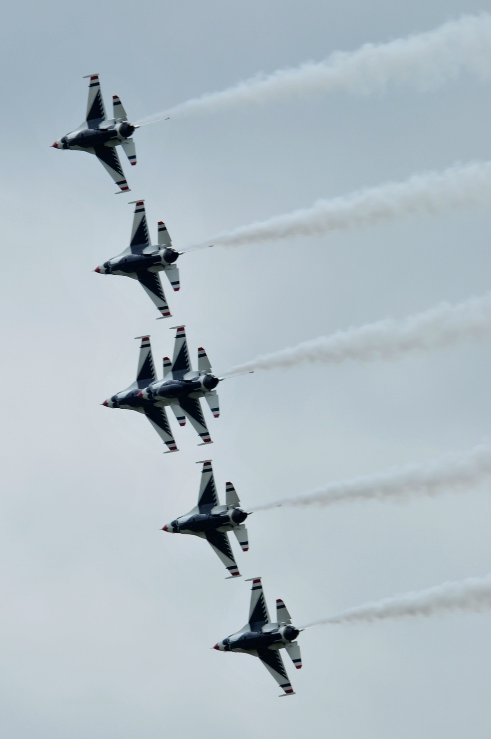 Thunderbirds perform at Thunder Over the Valley